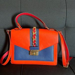 super cute aldo medium size hand bag